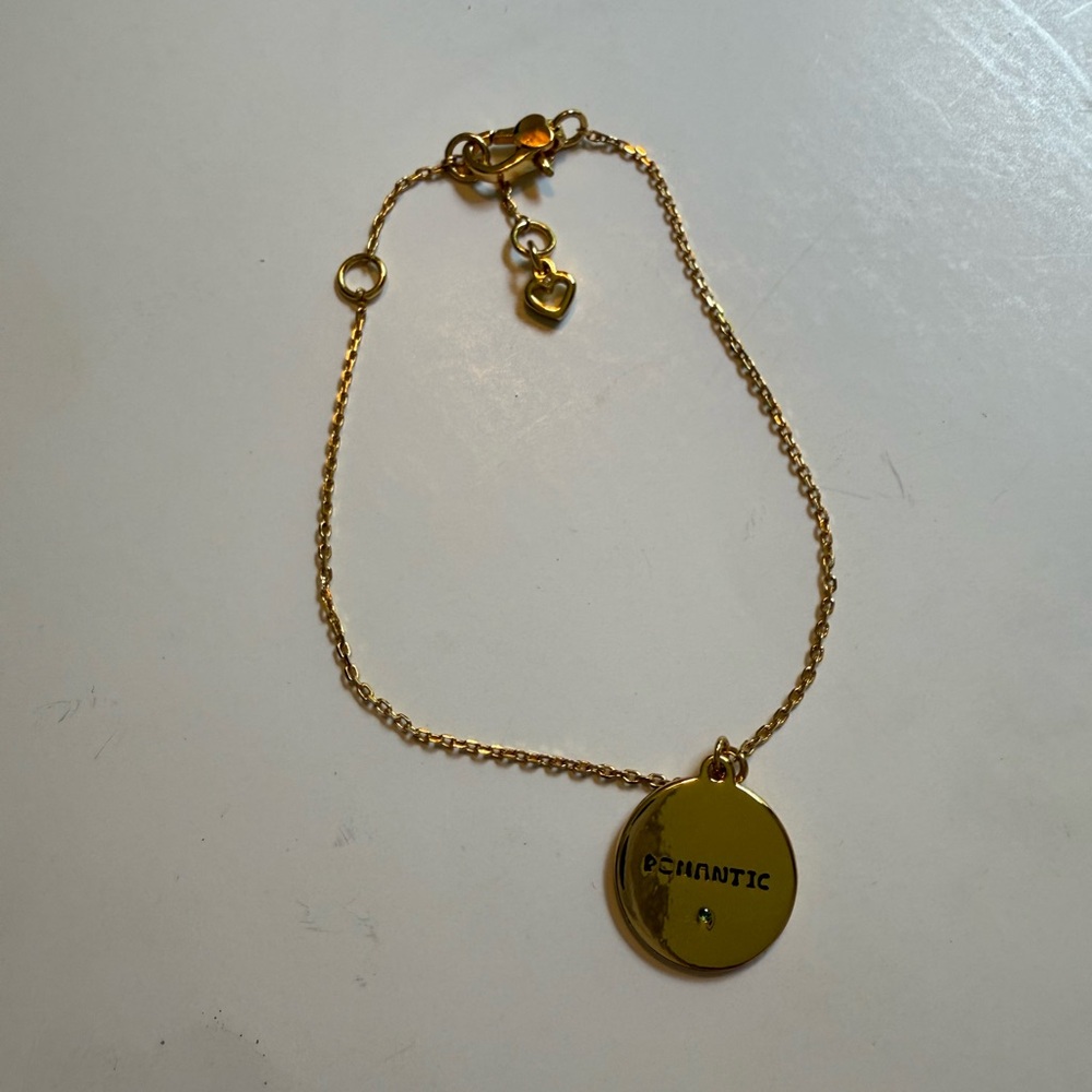 Gold Pendant Bracelet
